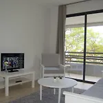 Turísticos Vitoria By Petit Apartahotel 3*