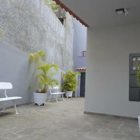 Lägenhetshotell Turisticos Vitoria By Petit Funchal (Madeira)