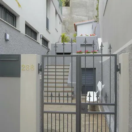 Turisticos Vitoria By Petit Funchal (Madeira)