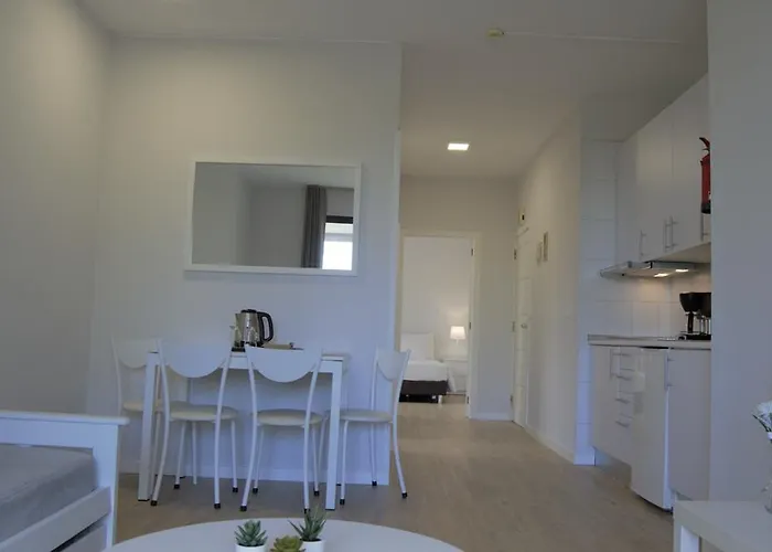 Turisticos Vitoria By Petit Aparthotel 4*